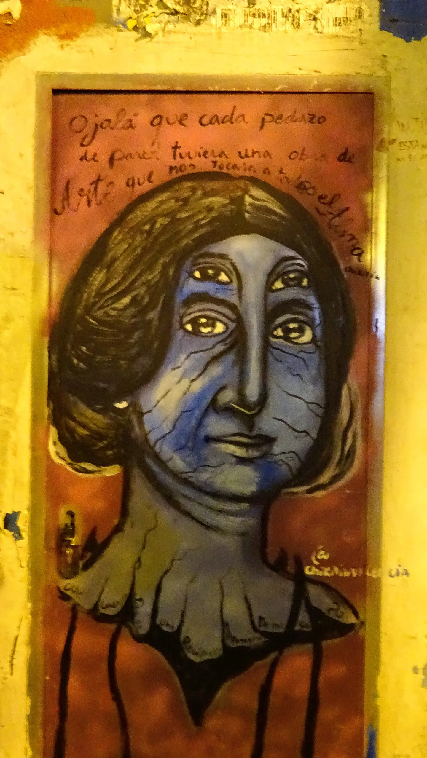 Vista de Barrio del Carmen y arte urbano, Valencia