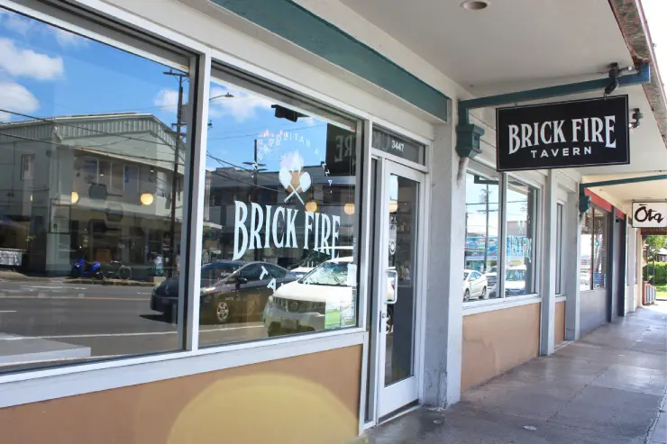 Brick Fire Tavern, Honolulu