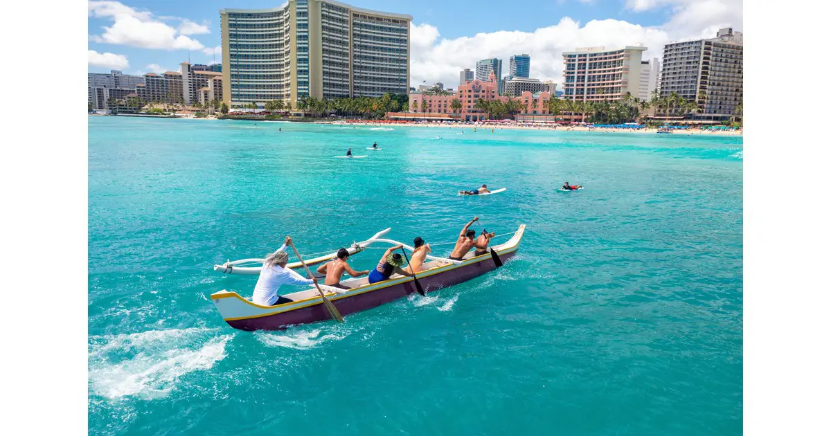 Canoa outrigger con Waikīkī Beach Services, Honolulu