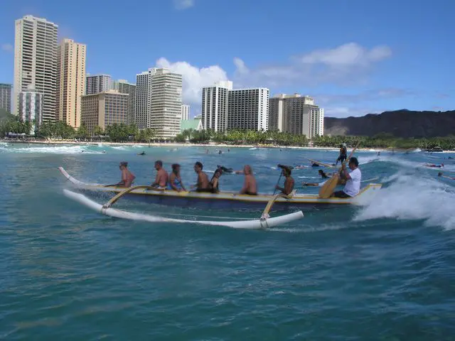 Canoa outrigger con Waikīkī Beach Services, Honolulu