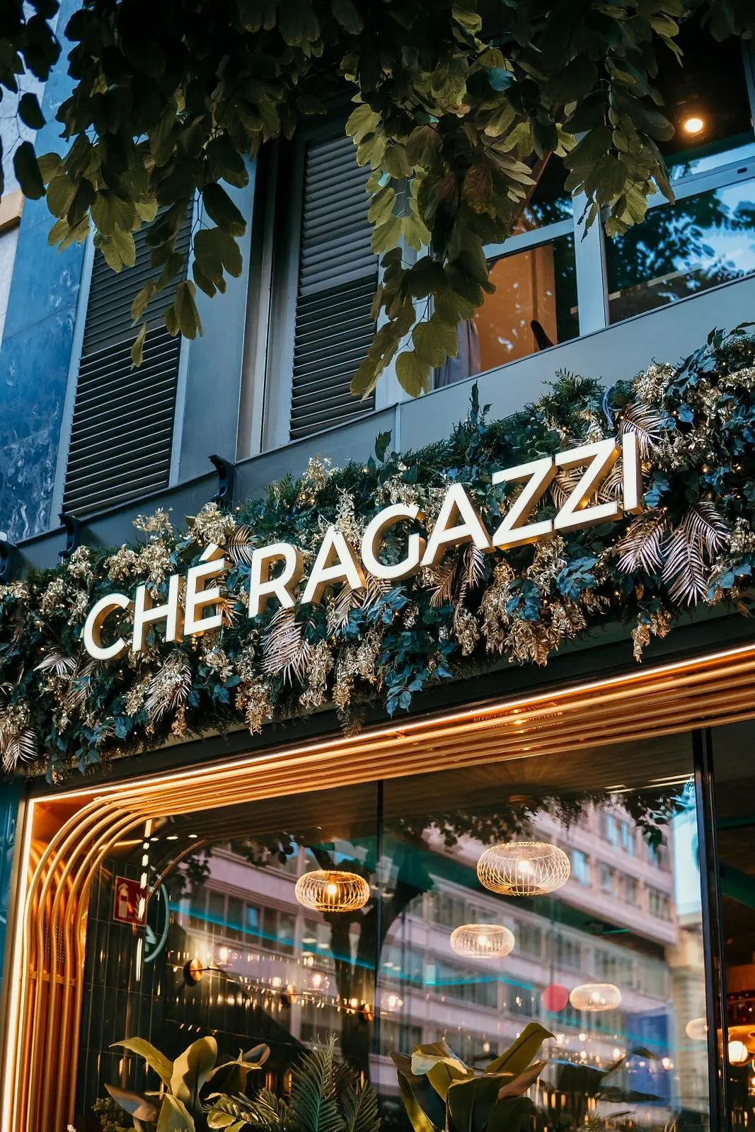 Che Ragazzi, Alicante