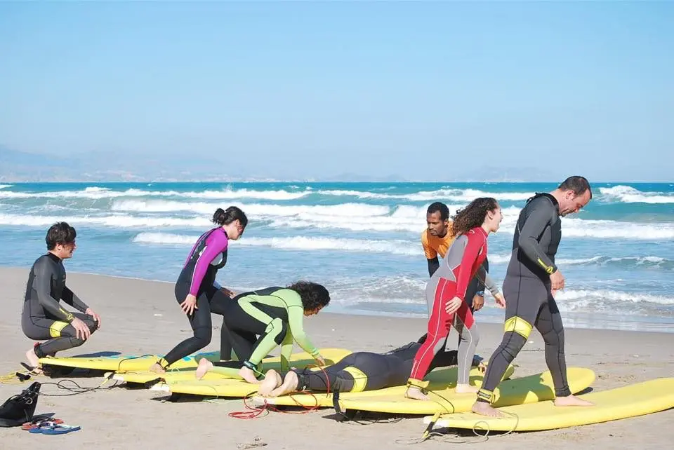 Clase de surf con Aloha Sport, Alicante