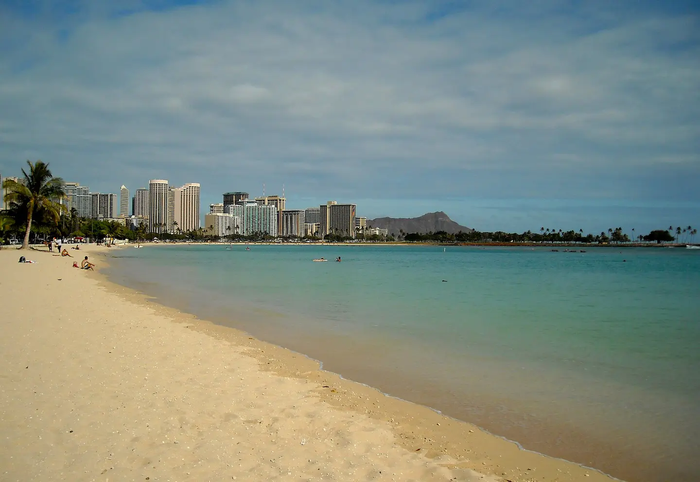 Waikīkī y Diamond Head desde Ala Moana Beach Park