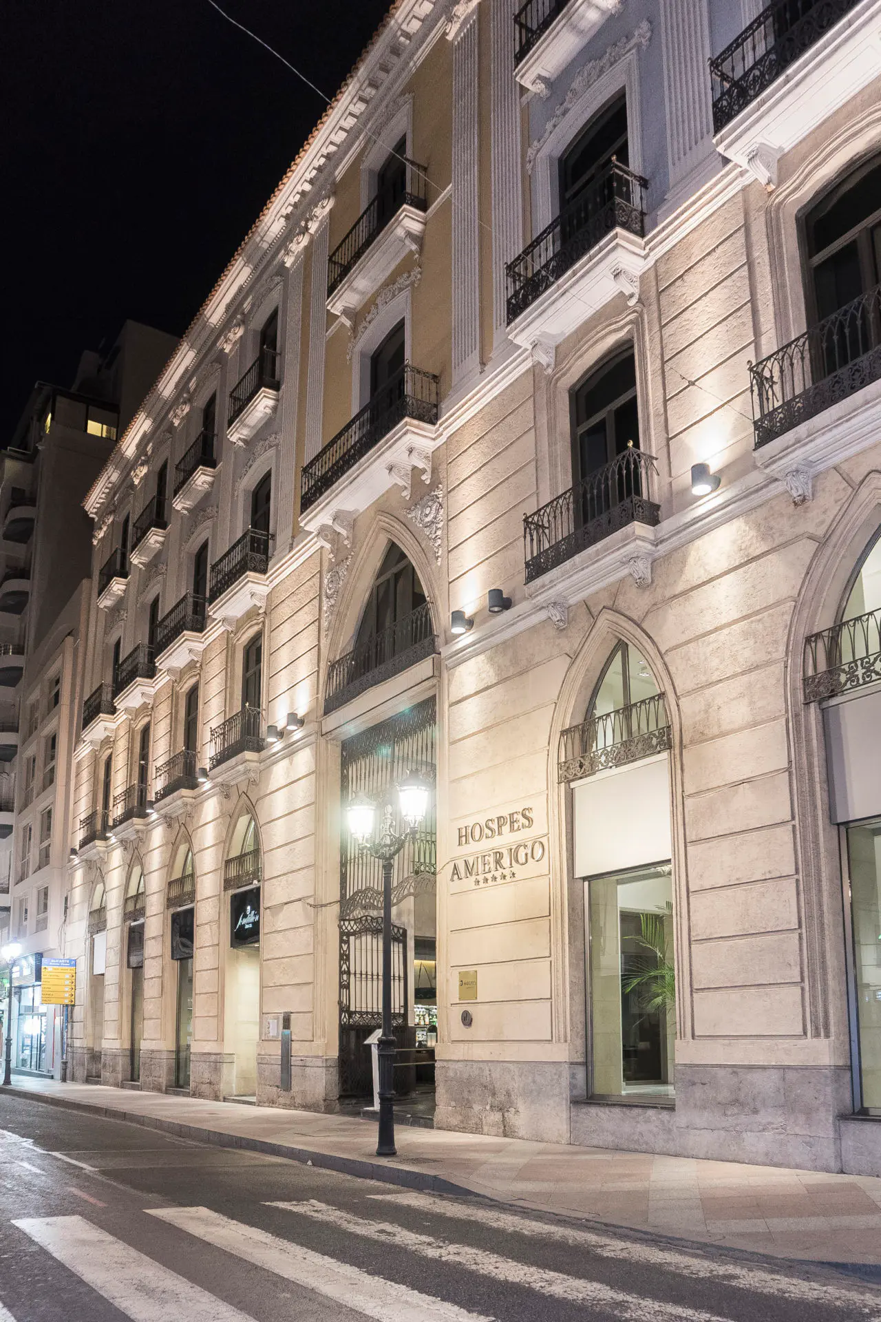 Hospes Amérigo, Alicante