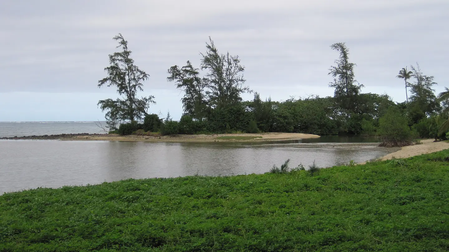 Banco de arena del estanque Huilua en Kāneʻohe Bay