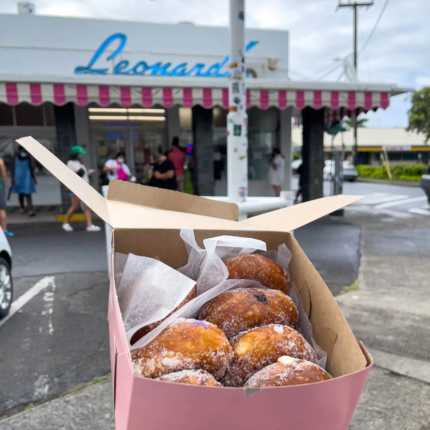 Leonard's Bakery, Honolulu