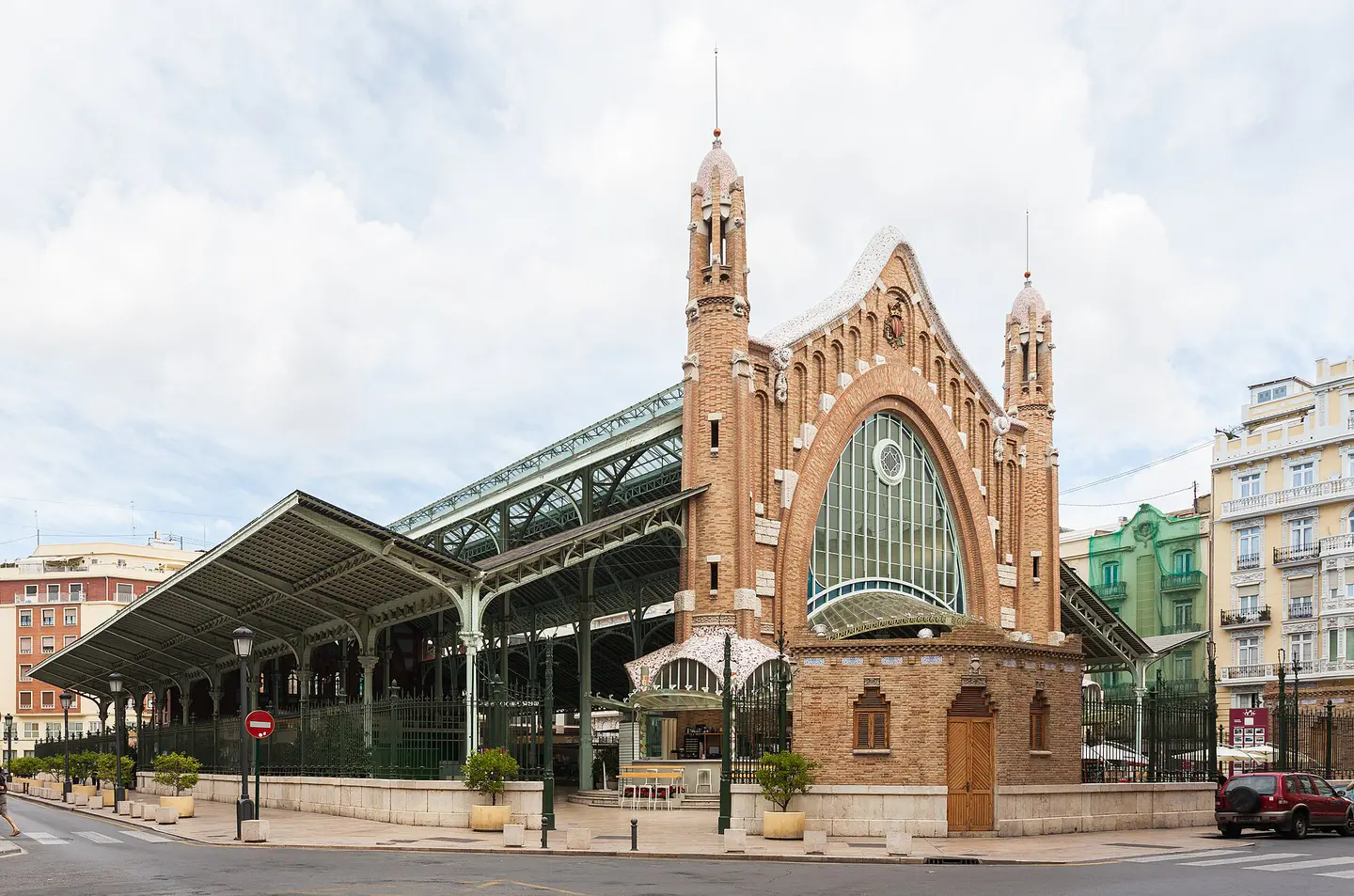 Entorno de Mercado de Colón, Valencia