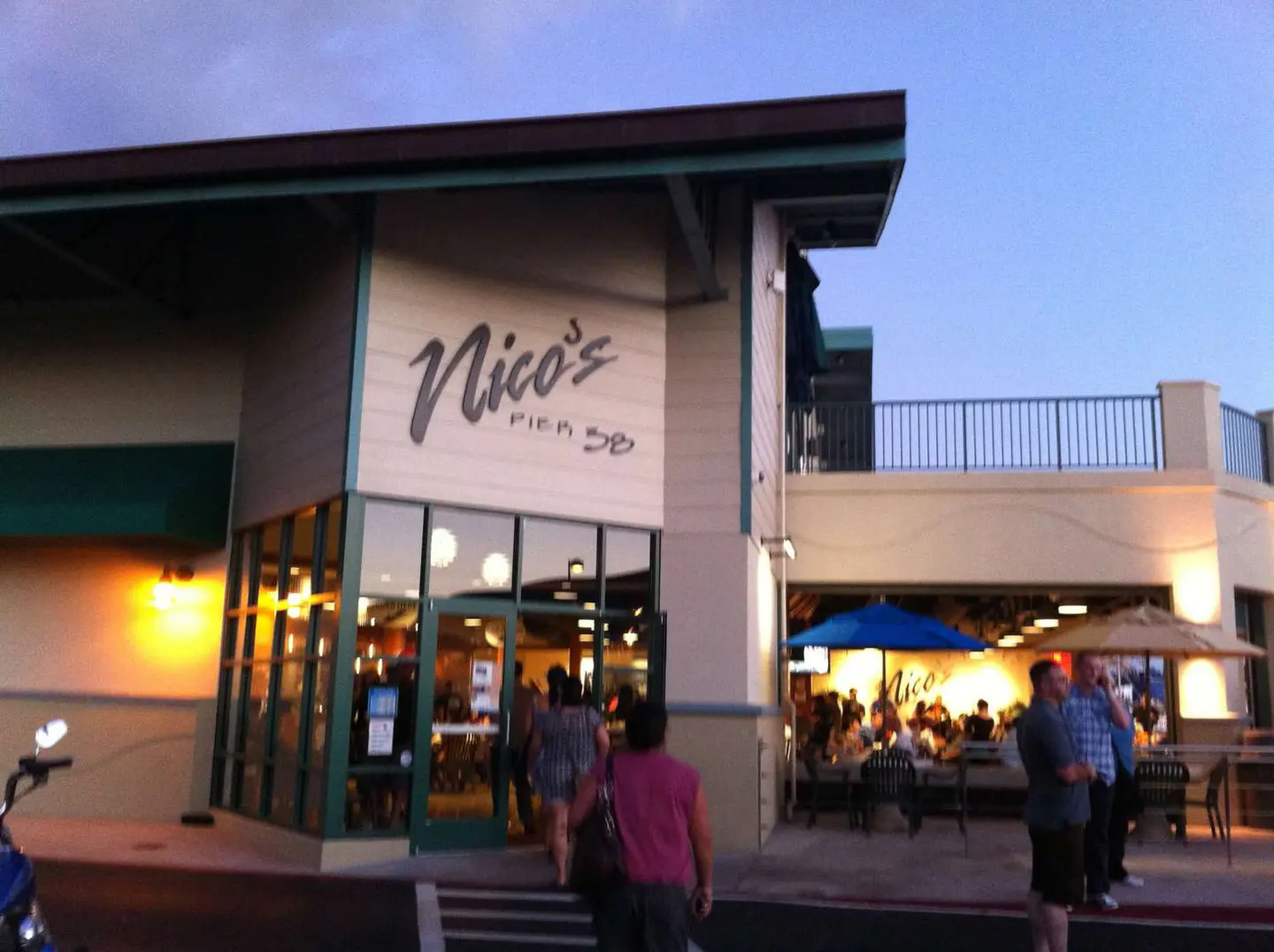 Nico's Pier 38, Honolulu