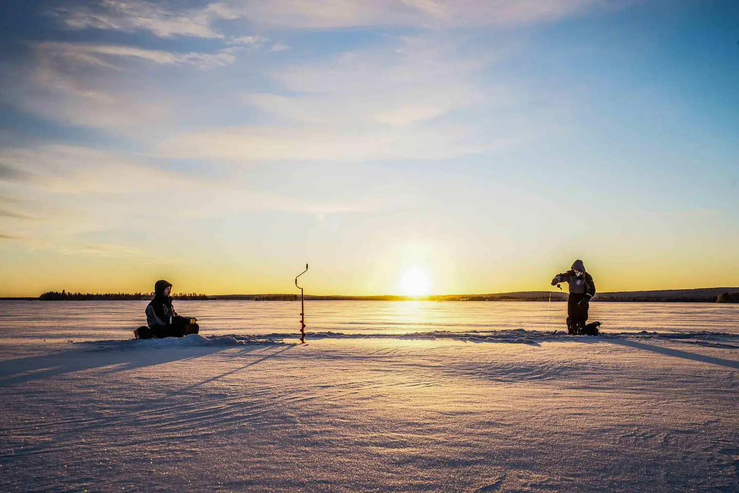 Pesca en hielo con Beyond Arctic, Rovaniemi