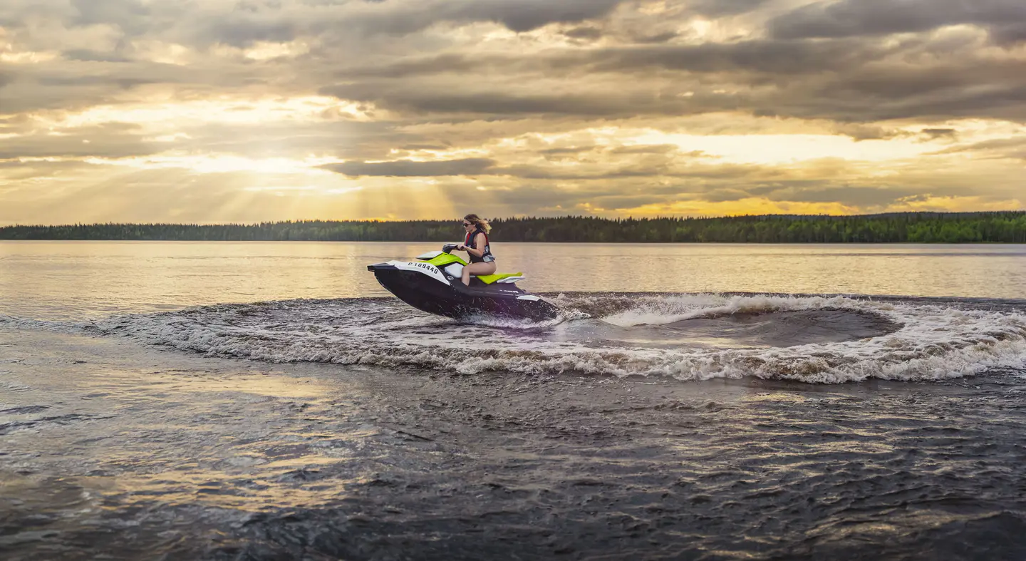 Safari en moto de agua con Nordic Unique Travels, Rovaniemi