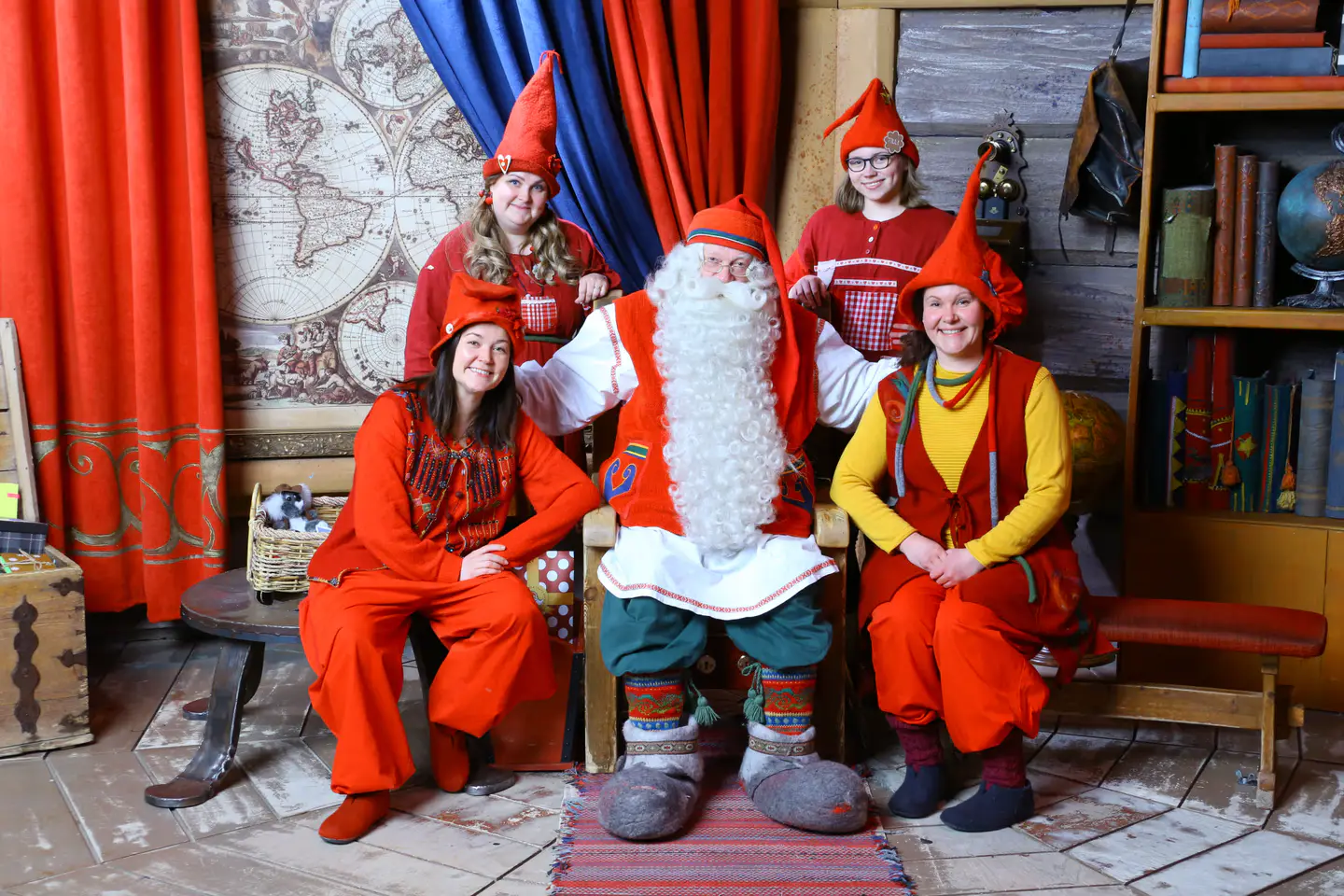 Segunda perspectiva de Santa Claus Office en Rovaniemi