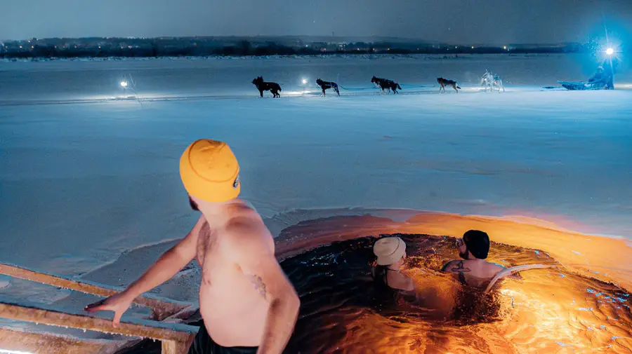 Sauna finlandesa y baño en hielo en Roiske, Rovaniemi