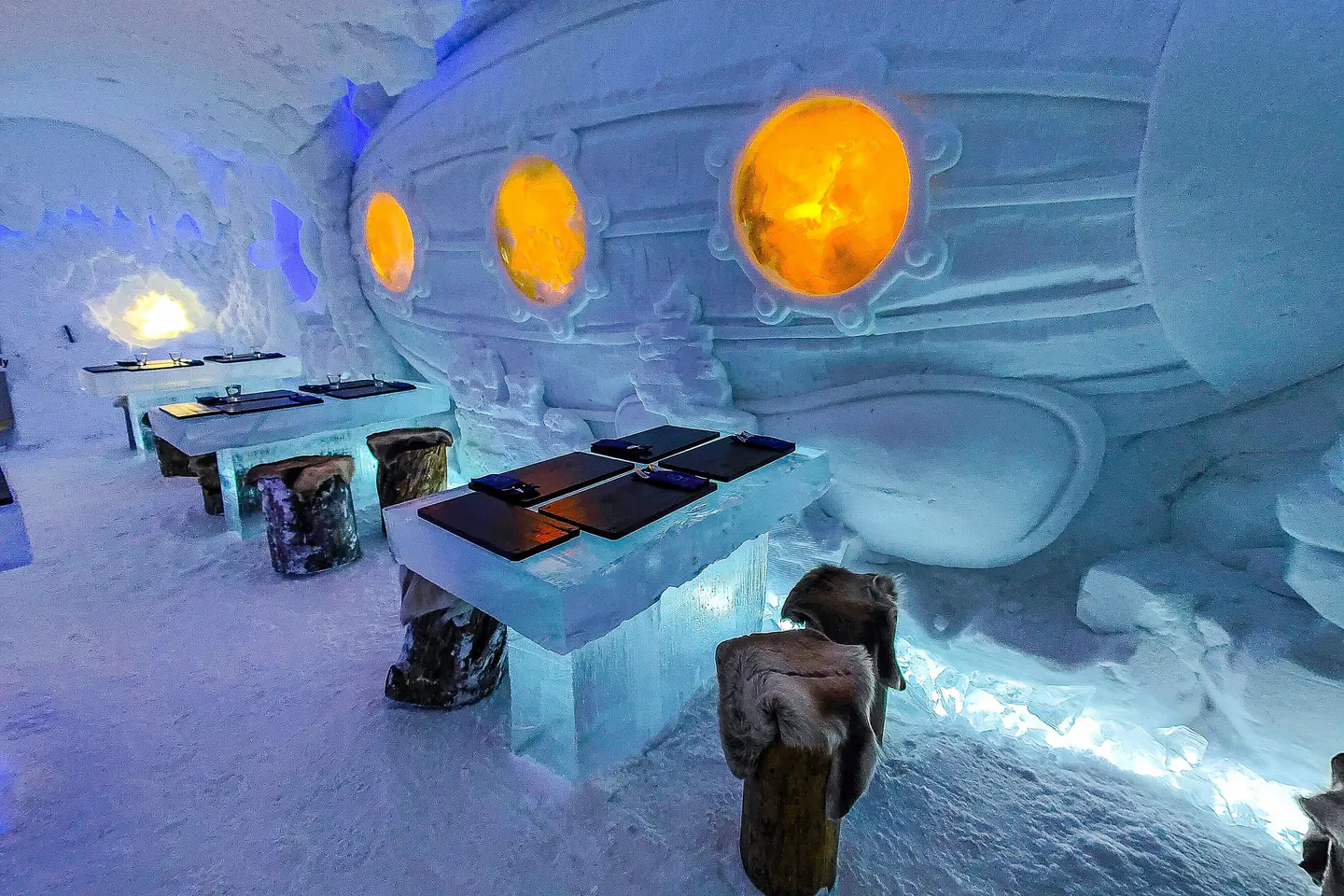 Snowman World Ice Restaurant, Rovaniemi