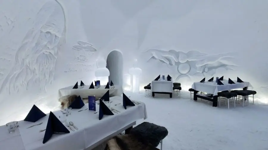 Snowman World Ice Restaurant, Rovaniemi