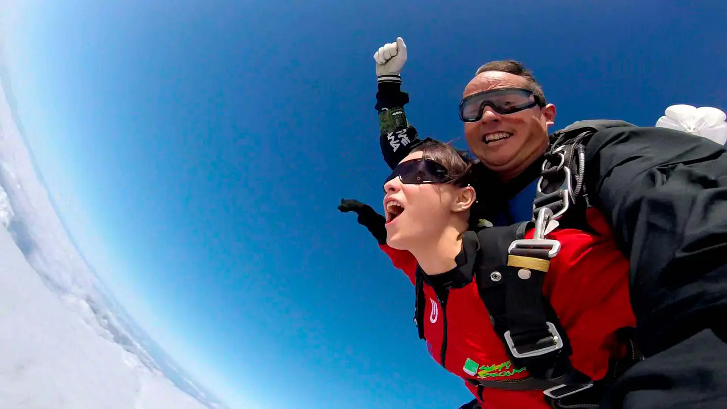 Paracaidismo con Skydive Requena, Valencia