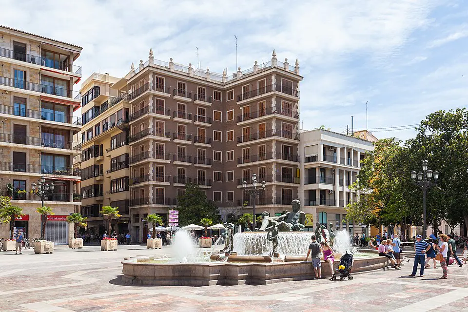 Plaza de la Virgen, Valencia